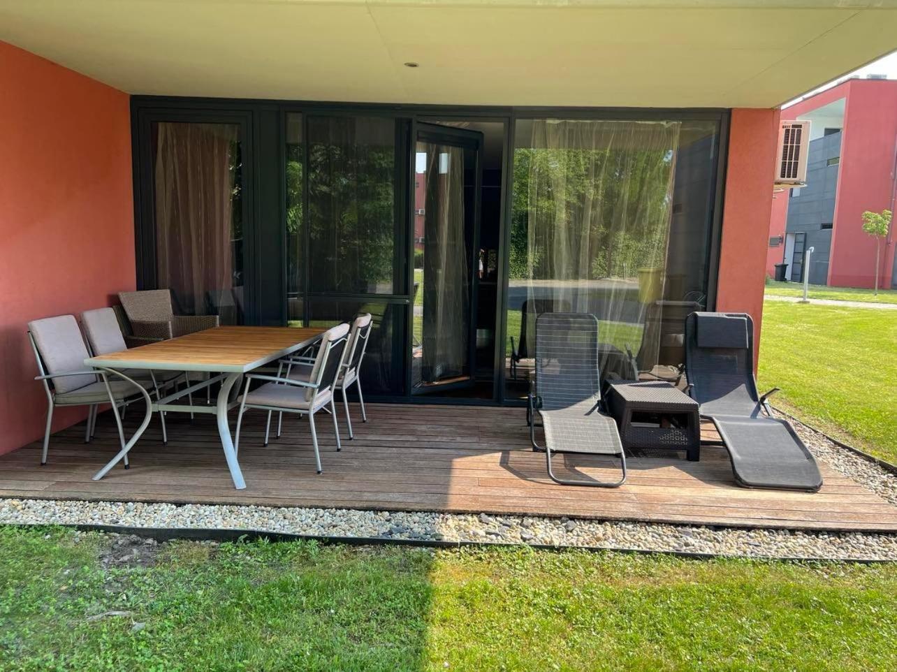 Bavaria Club Apartman Балатонлеле Екстериор снимка